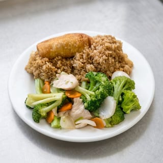 Chicken with Broccoli Combination Dinners