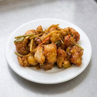Orange Chicken or Beef Combination Dinners